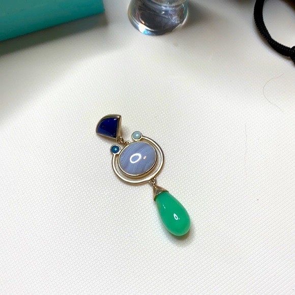 Jewelry - A Whitney Kelly Pendant Up for sale.